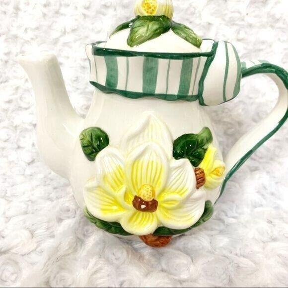 VTG Young’s Inc China Floral Teapot 1997 - Picture 4 of 8